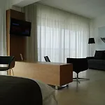 Ξενοδοχείο Eolian 4*