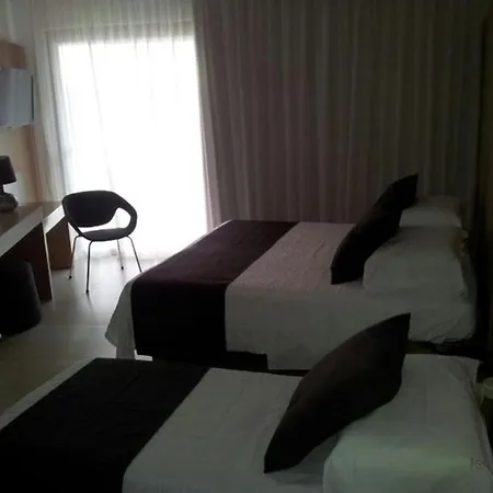 Eolian Hotell 4*